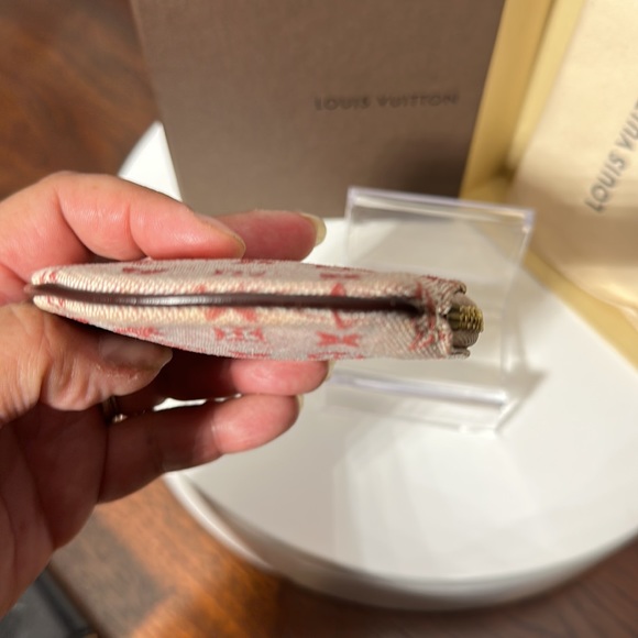 Louis Vuitton Monogram Mini Lin coin case in EUC - Picture 10 of 17